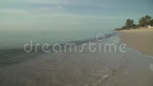 泰国苏梅岛清晨美丽干净的拉迈海滩股票录像视频的预览图