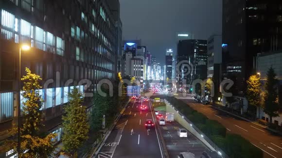 东京街景和夜间城市交通视频的预览图
