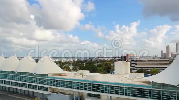 迈阿密的邮轮港口视频的预览图