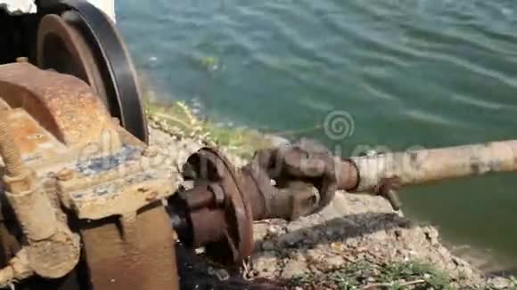 发动机驱动曝气器水轮机视频的预览图