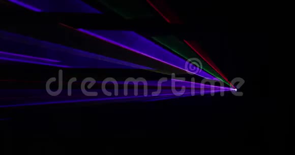 深色背景下的彩色激光视频的预览图