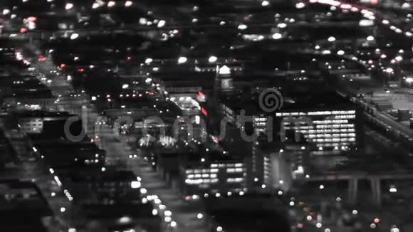 西雅图市交通时间过夜潘倾斜轮班视频的预览图