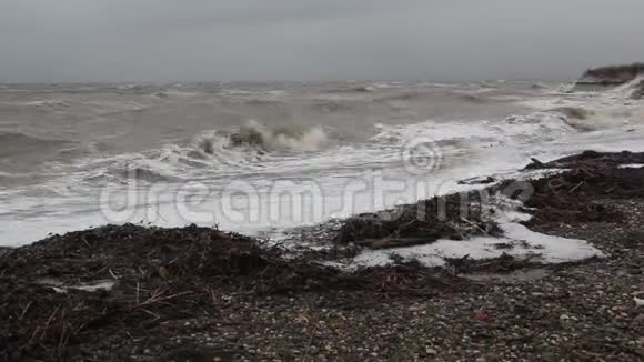 亚索夫海上的风暴视频的预览图