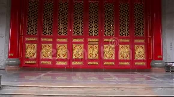 泰国的中国寺庙门视频的预览图