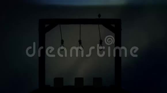 绞刑架准备在风暴中用黑鸦处决视频的预览图