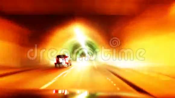 灯光穿过隧道视频的预览图
