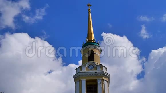 云和教堂尖塔寺视频的预览图