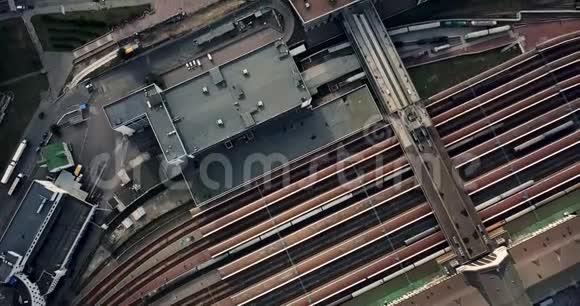火车站的空中记录视频的预览图