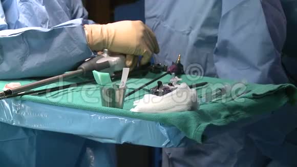 外科手术15例中的7例视频的预览图