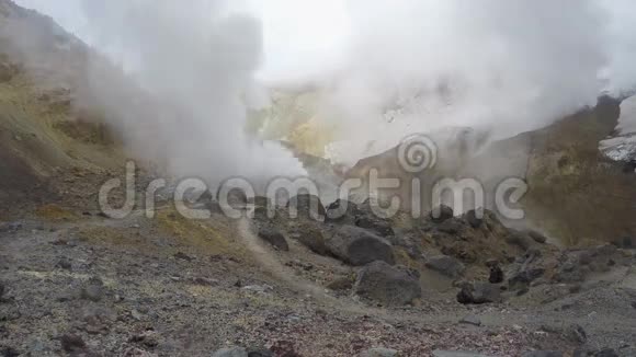 活火山火山口热场温泉富马洛尔时间间隔4K视频的预览图