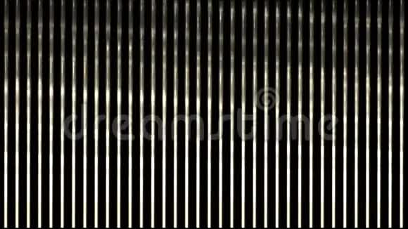 在金属条上挥动4K光不锈钢线条节奏VJ音乐背景视频的预览图