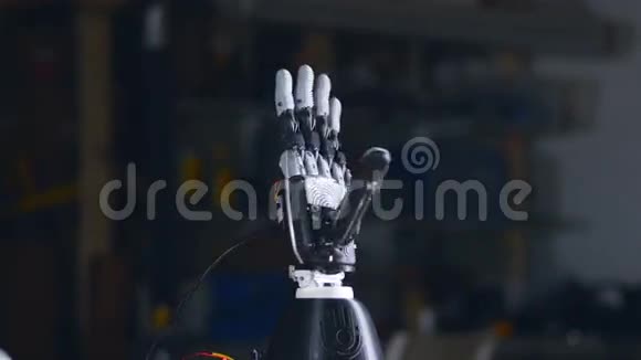 电脑手机器人手臂手势创新科学概念视频的预览图