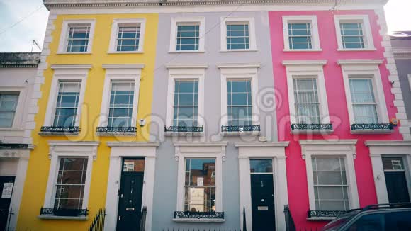 伦敦明亮多彩的房子视频的预览图