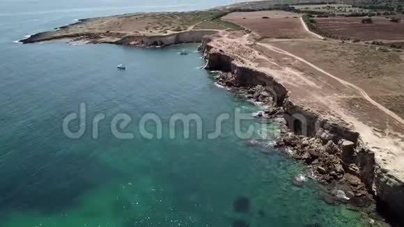 西西里岛普莱米里奥风景优美的海岸线视频的预览图