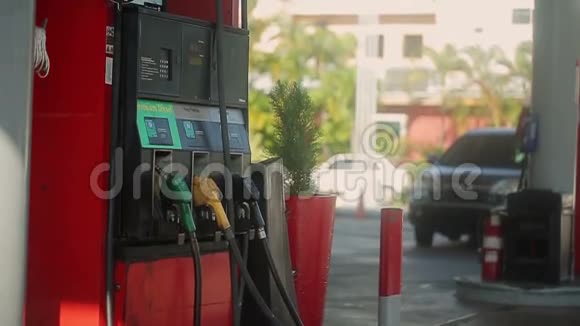 加油站燃油充装柱视频的预览图