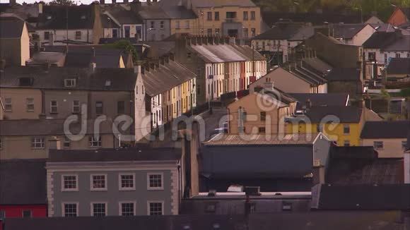 爱尔兰的城市住宅视频的预览图