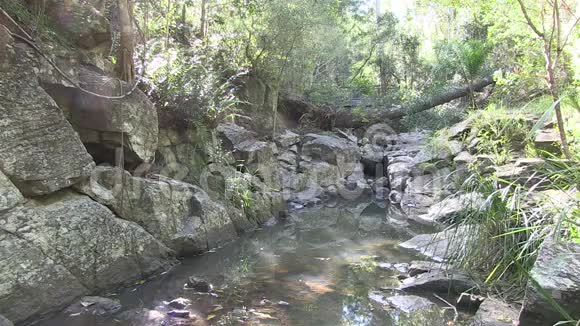 澳大利亚布里斯班西伊萨卡溪视频的预览图