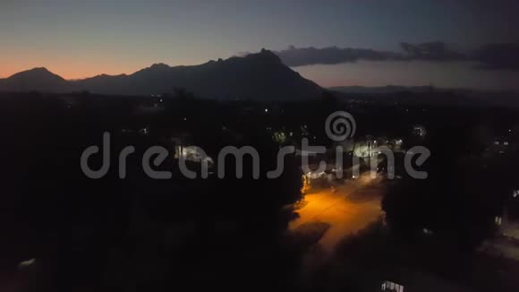 印度南部山区日落的天空视频的预览图