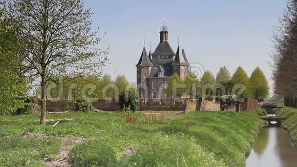 荷兰的海姆斯泰德城堡视频的预览图