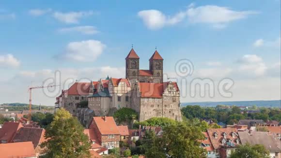 奎德林堡的城堡和教堂视频的预览图