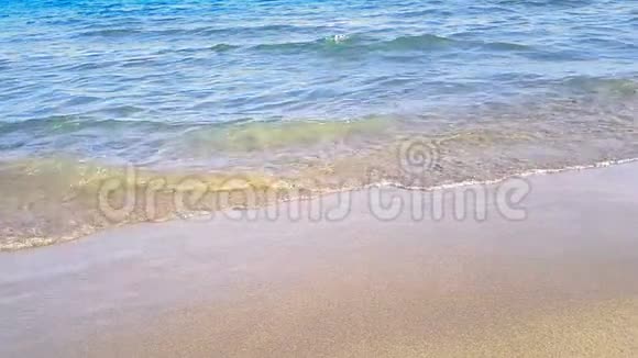 热带加勒比海沙滩金色沙滩度假慢镜头放松和旅行视频的预览图