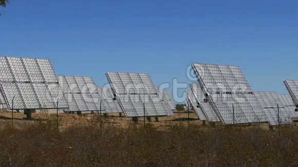 太阳能电池板领域视频的预览图