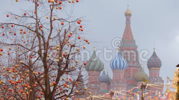 莫斯科为新年和圣诞节装饰视频的预览图