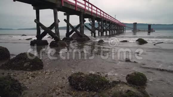 盐泉岛费尔伍德码头BC4KUHD视频的预览图