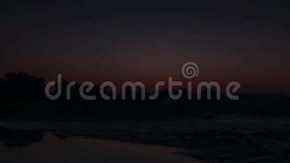 萨瓦河上的日出时间视频的预览图