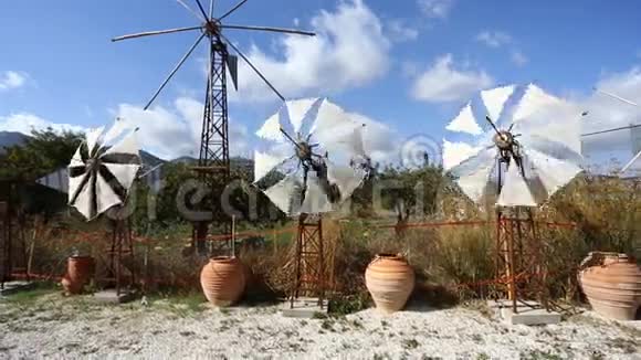 拉西西高原的风车视频的预览图