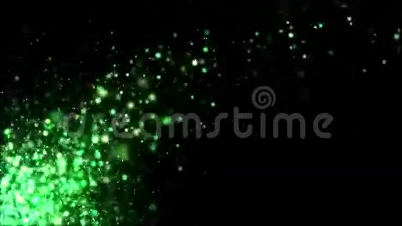 闪烁的绿色吹走视频的预览图