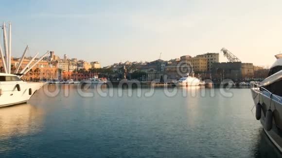 克里斯托弗哥的出生地热那亚老港日落景色视频的预览图