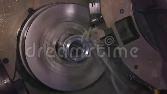金工铣床切割金属现代加工技术视频的预览图