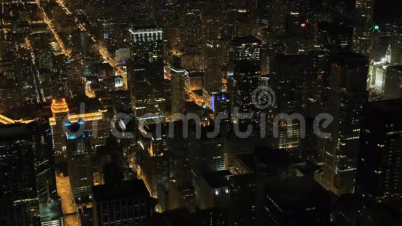 芝加哥市中心的4K超高清延时夜视频的预览图