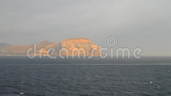 海和山地海岸意大利巴勒莫视频的预览图