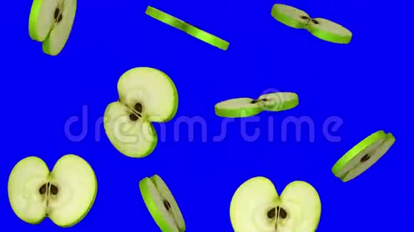 绿色苹果的圆片落在蓝屏上无缝环CG视频的预览图