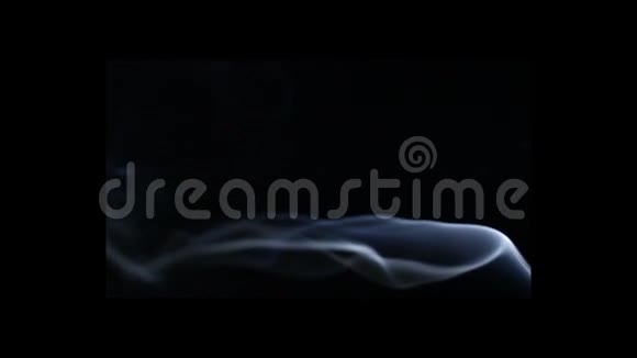 银色烟雾1视频的预览图