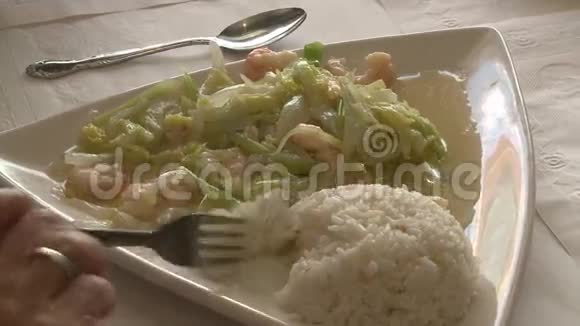 蔬菜和白米菜视频的预览图