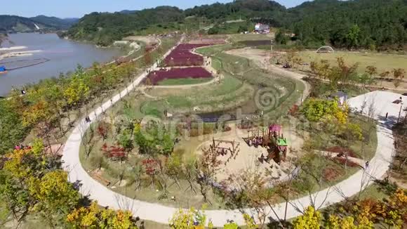 韩国庆南哈曼阿贡生态公园鸟瞰图视频的预览图
