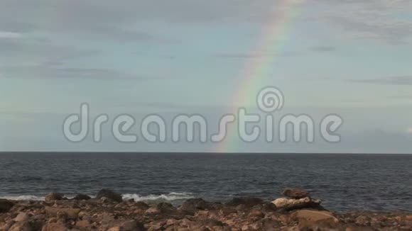 加勒比海阿鲁巴岛的彩虹视频的预览图