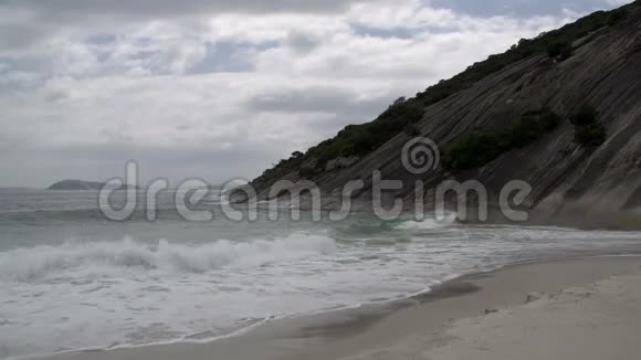 位于澳大利亚西部奥尔巴尼的托恩迪鲁普国家公园海滩视频的预览图