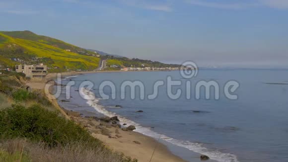 美丽的太平洋海岸在加州马里布视频的预览图