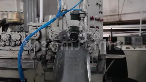 机械制滤机视频的预览图