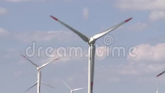 大型风力涡轮机视频的预览图