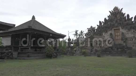 古寺至印度尼西亚巴厘岛视频的预览图