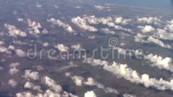 沿波斯高尔夫海岸形成云视频的预览图