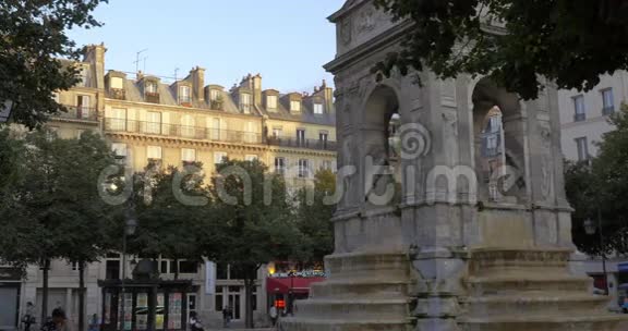 巴黎的法国旅馆视频的预览图