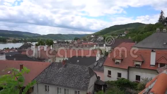 奥地利的村庄紧邻林兹和旧房子视频的预览图
