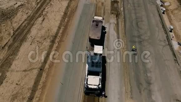 高速公路的建设视频的预览图