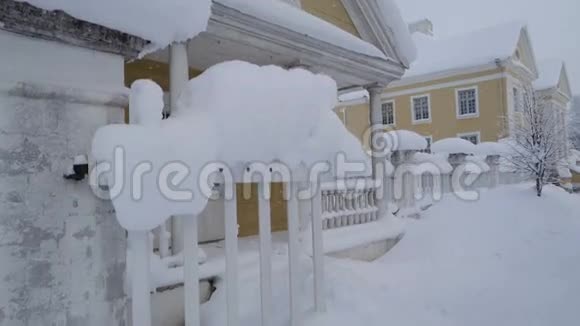 棕榈庄园的大门之一雪视频的预览图